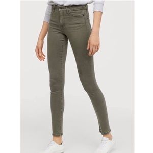 H&M Shaping Skinny Jeans (30)
